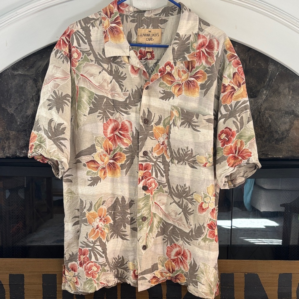 🦜Havana Jack’s Cafe men’s Floral Shirt size XL